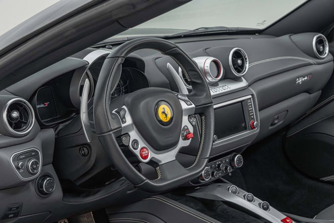 Ferrari California T