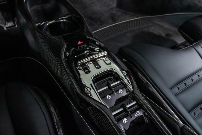 Ferrari SF90 Spider