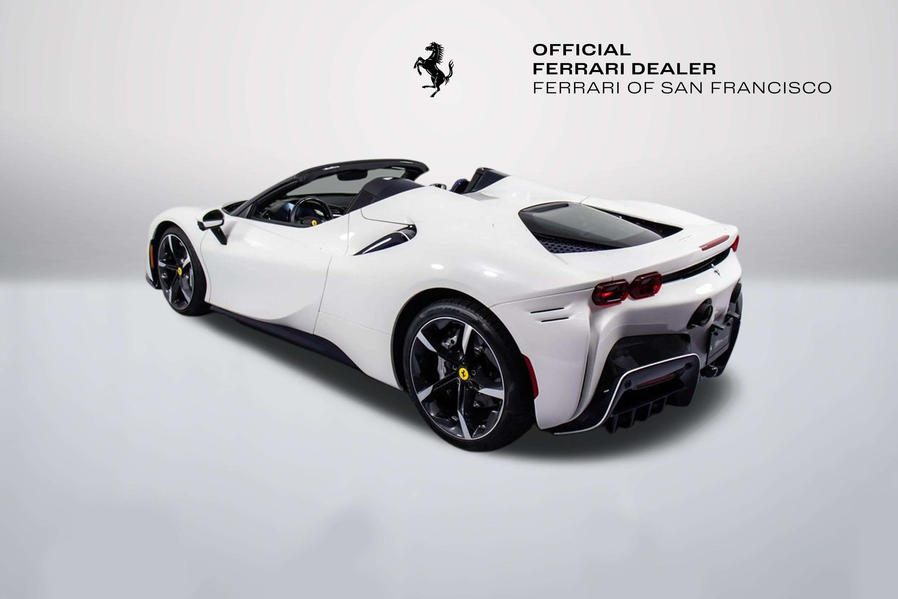 2022 Ferrari SF90 Base - Photo 8