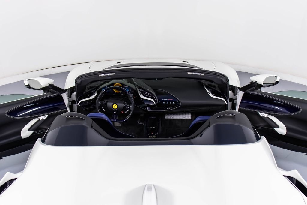 2022 Ferrari SF90 Base - Photo 23