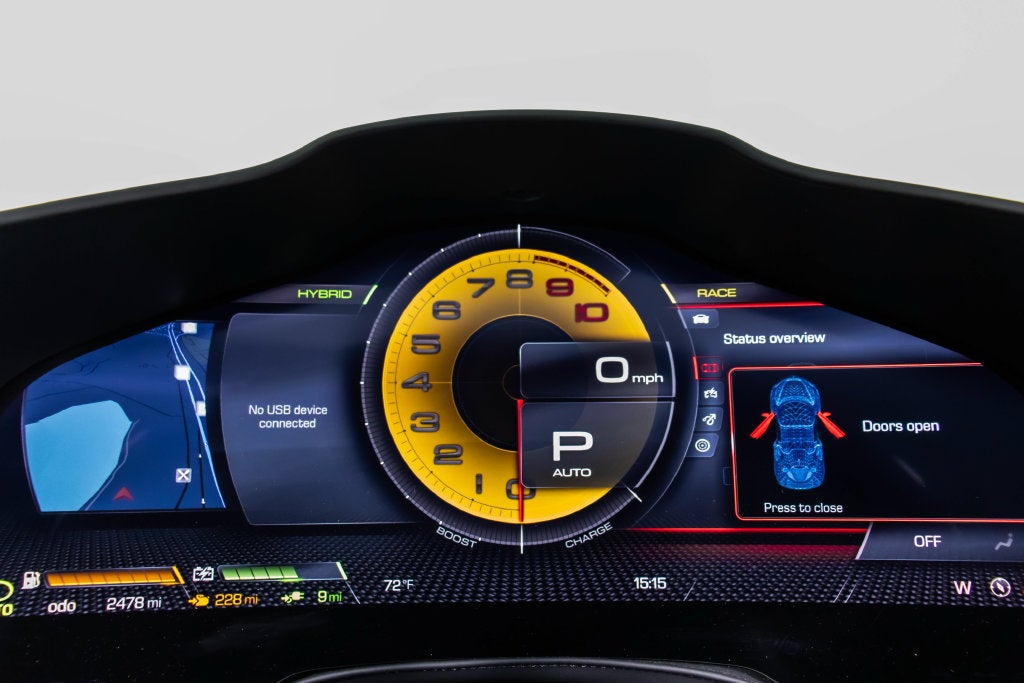 2022 Ferrari SF90 Base - Photo 38