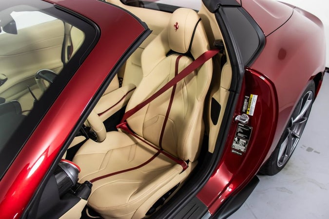 Ferrari 812 GTS