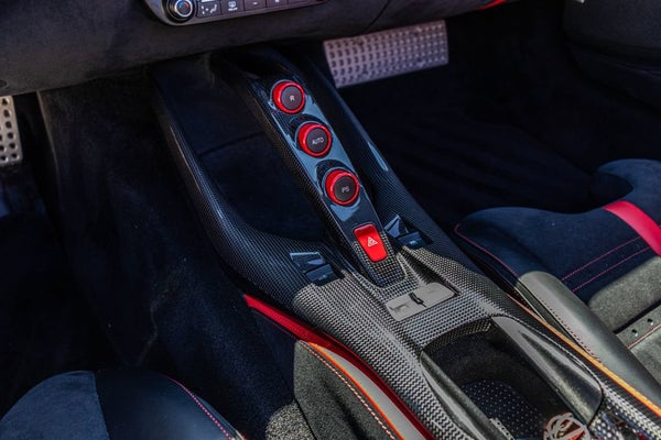 Ferrari 812 GTS