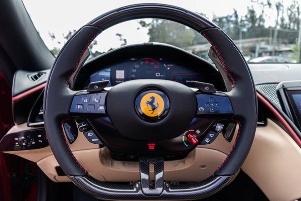 Ferrari Roma Spider
