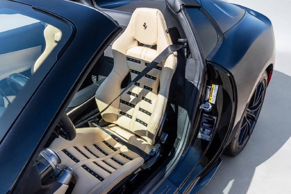 Ferrari 812 GTS