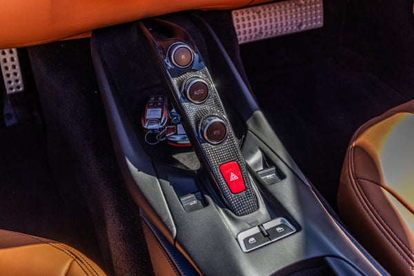 Ferrari 812 GTS