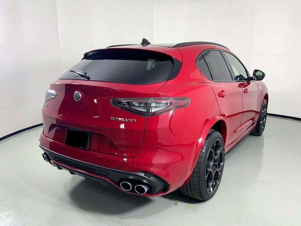 Quadrifoglio Carbon AWD