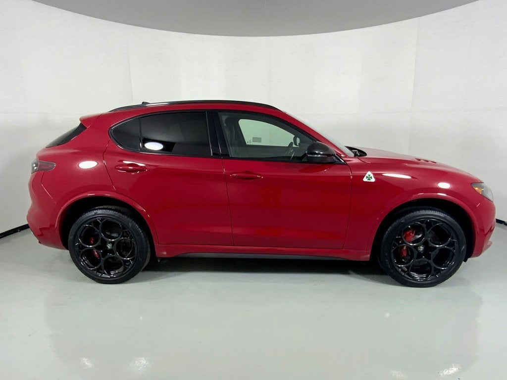 Quadrifoglio Carbon AWD