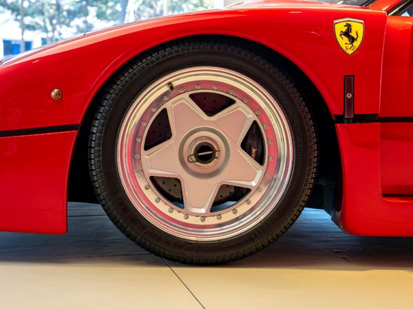 Ferrari F40