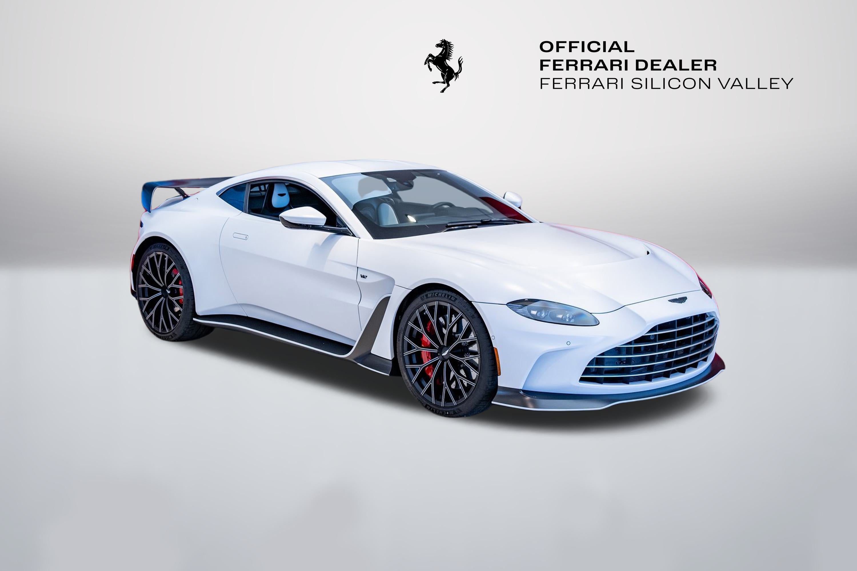 2023 Aston Martin Vantage