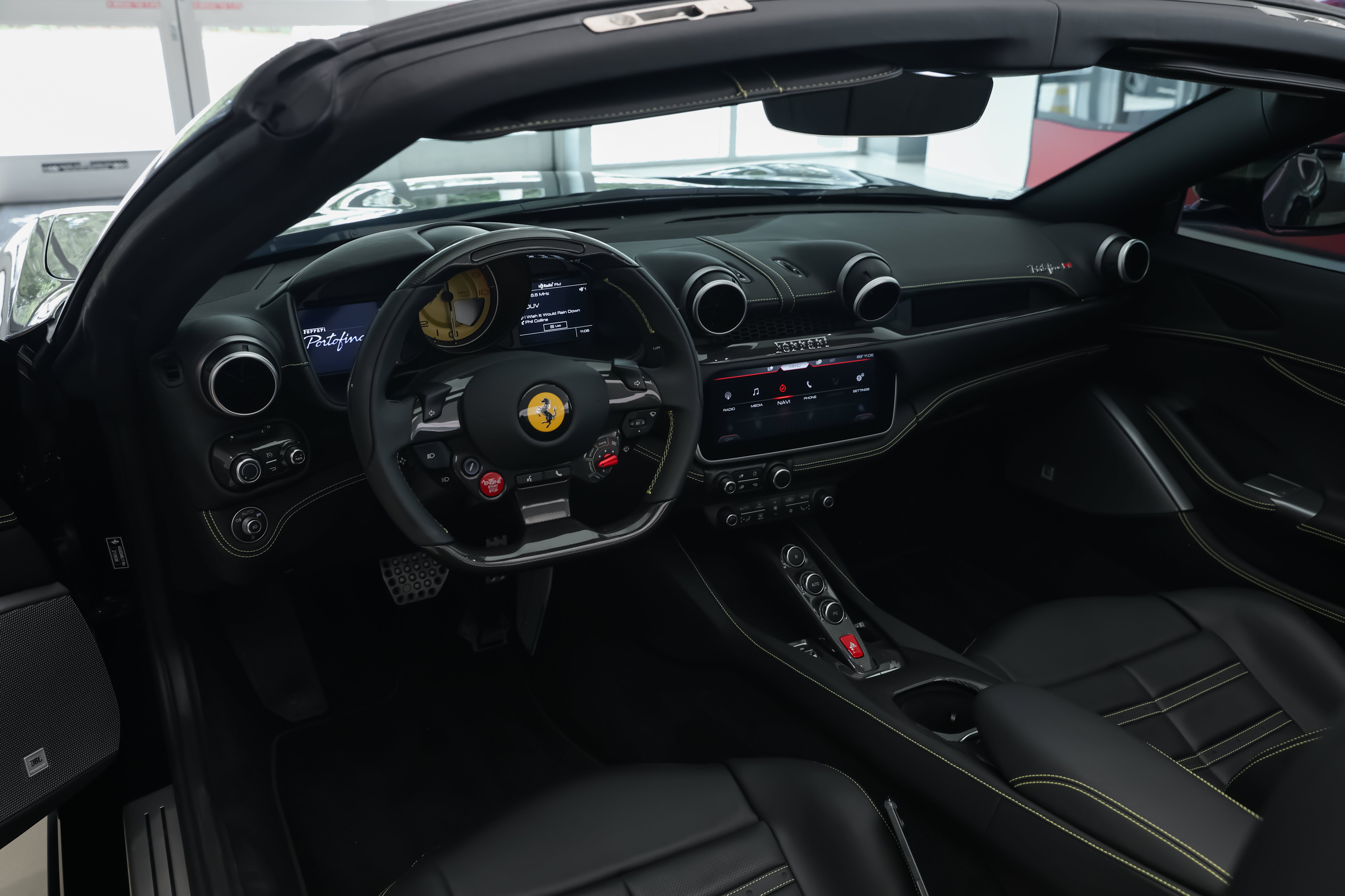 Used 2023 Nero Ferrari  image 9