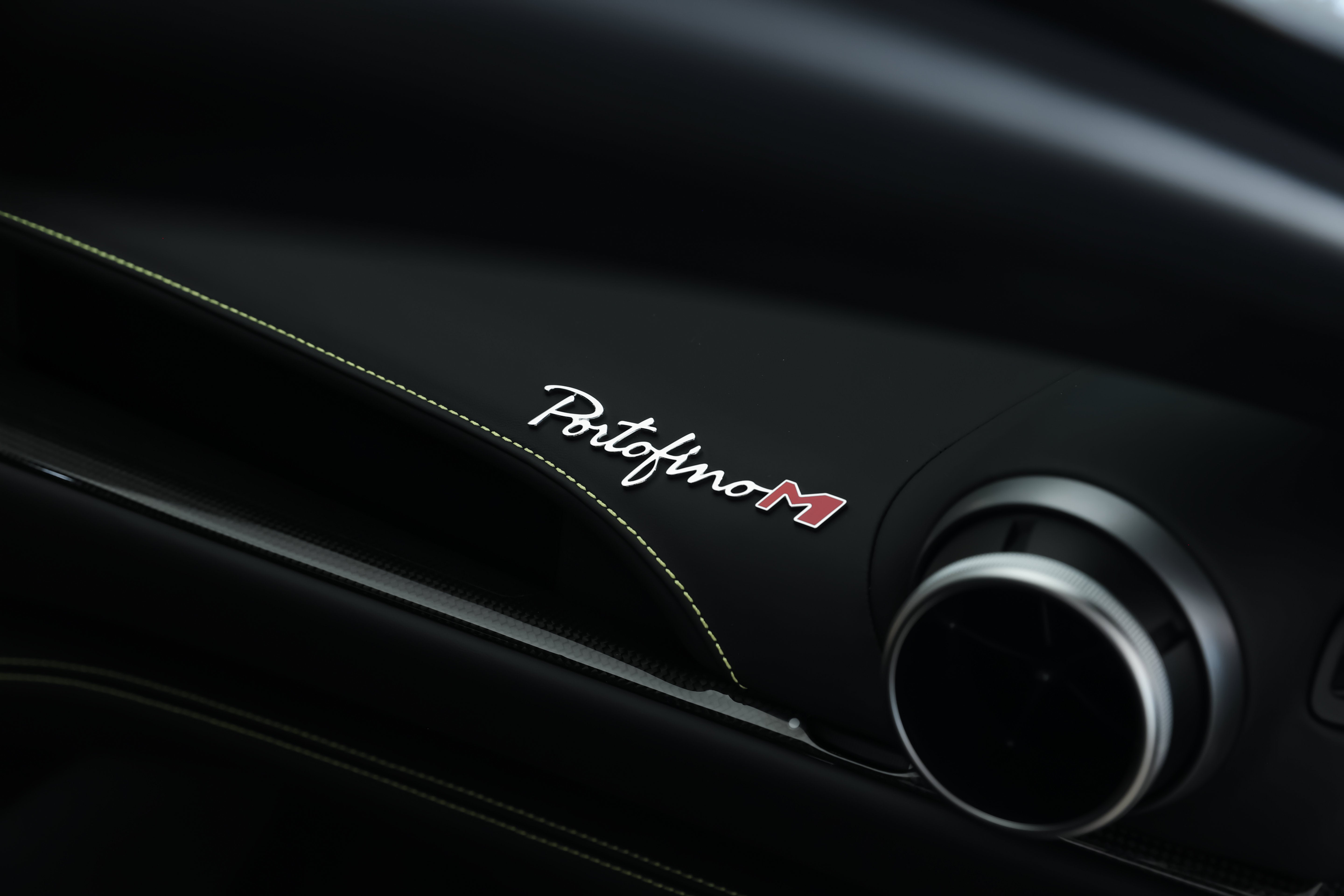 Used 2023 Nero Ferrari  image 15