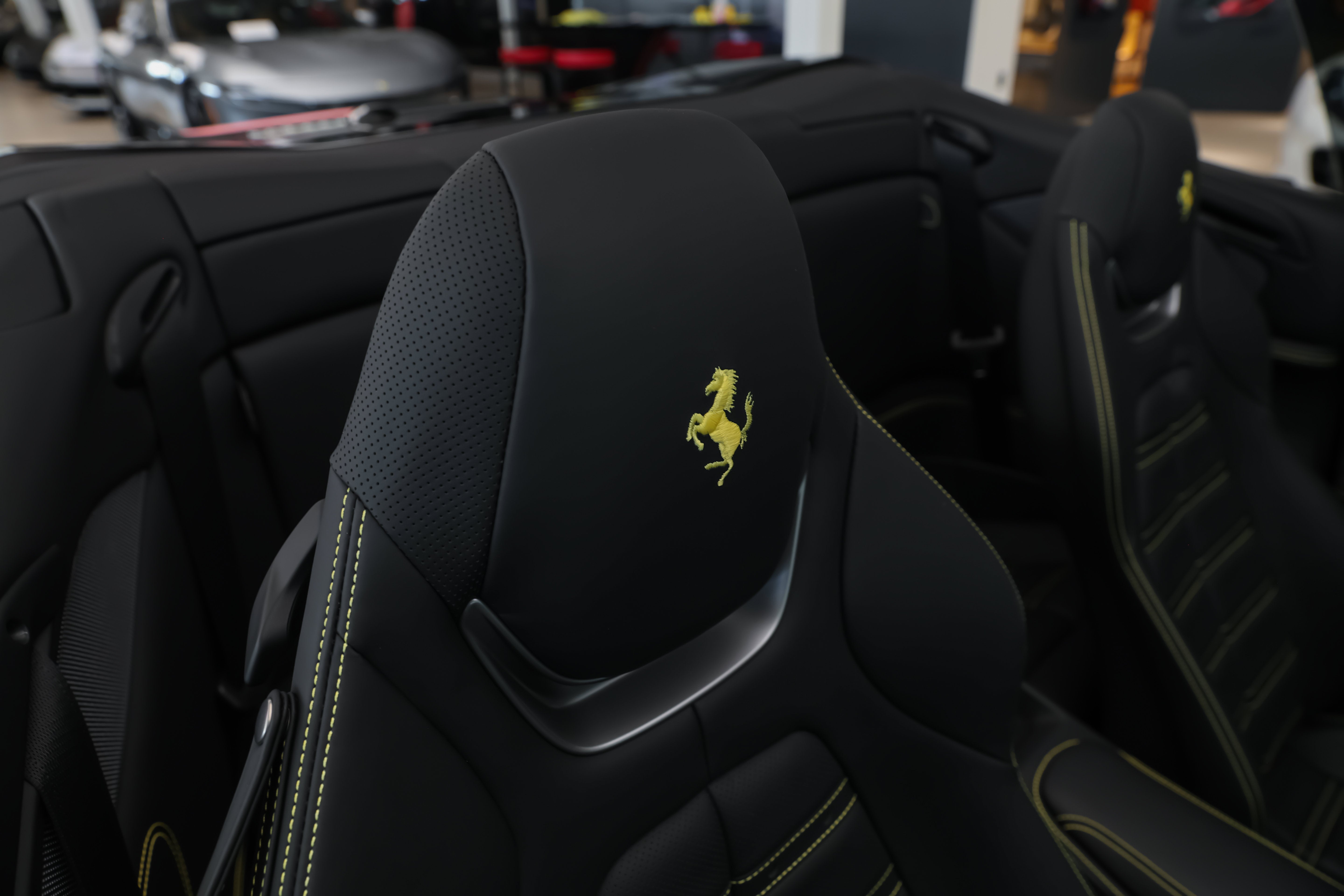 Used 2023 Nero Ferrari  image 19