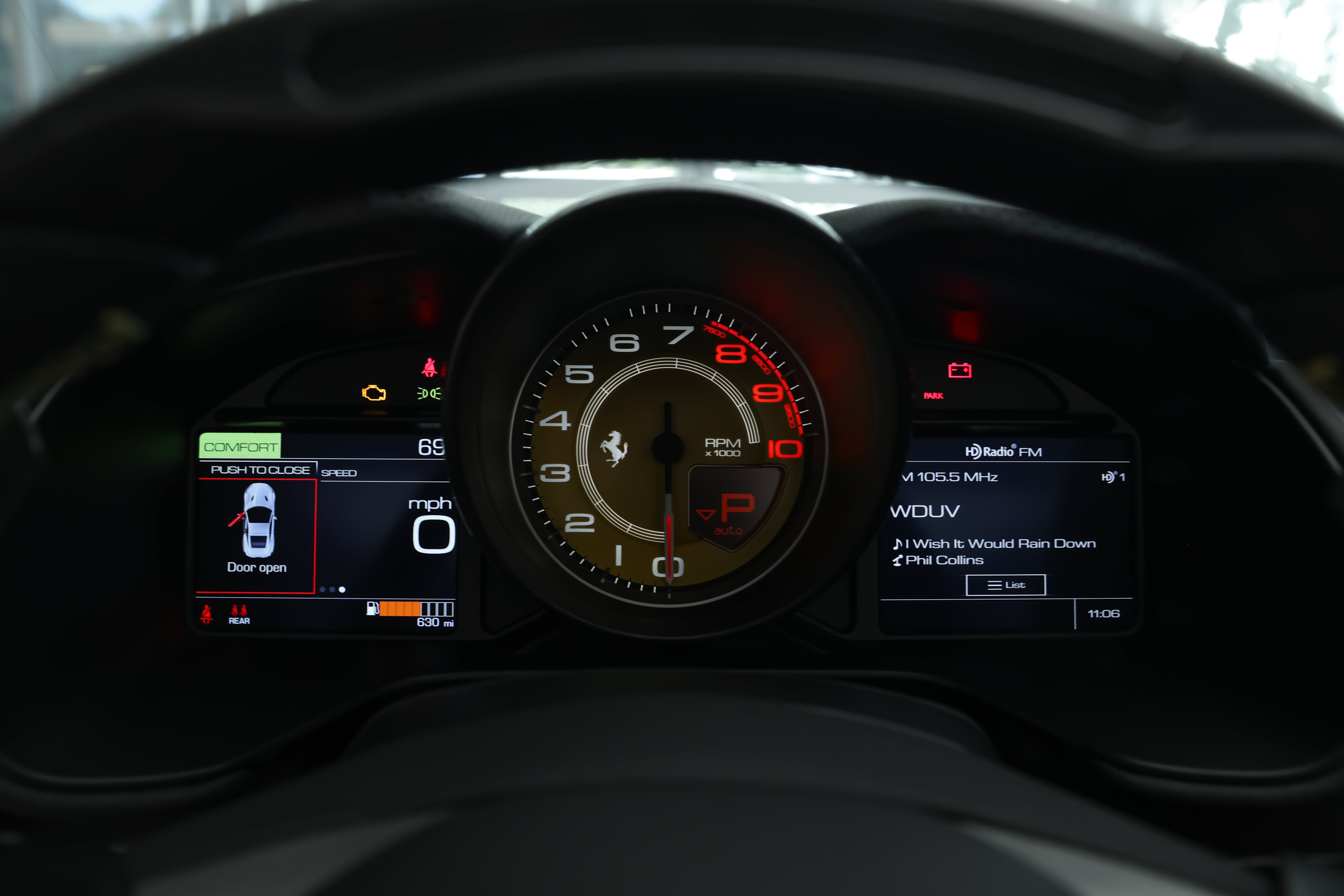 Used 2023 Nero Ferrari  image 25