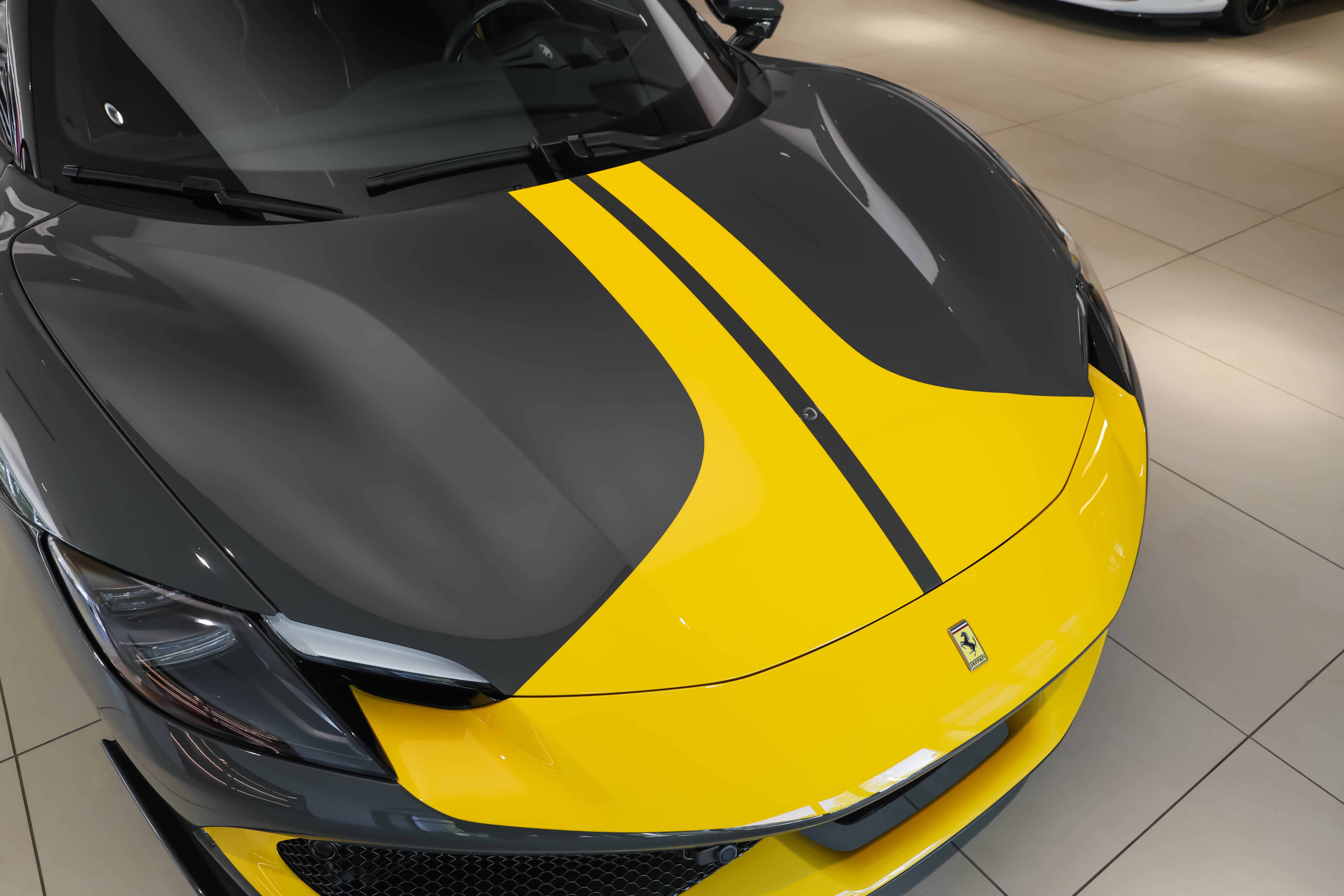Used 2023 Grigio Scuro Ferrari  image 12