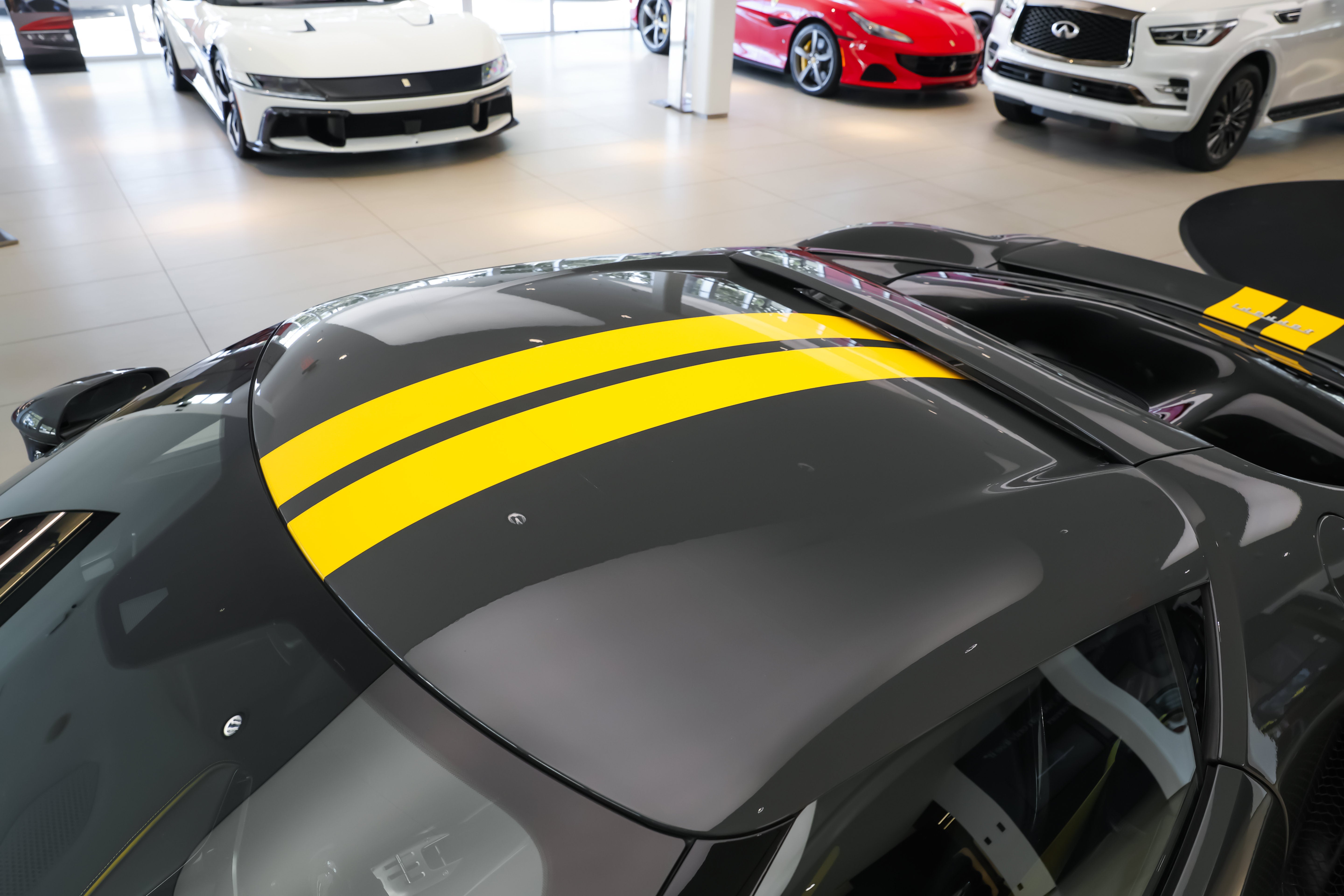Used 2023 Grigio Scuro Ferrari  image 39