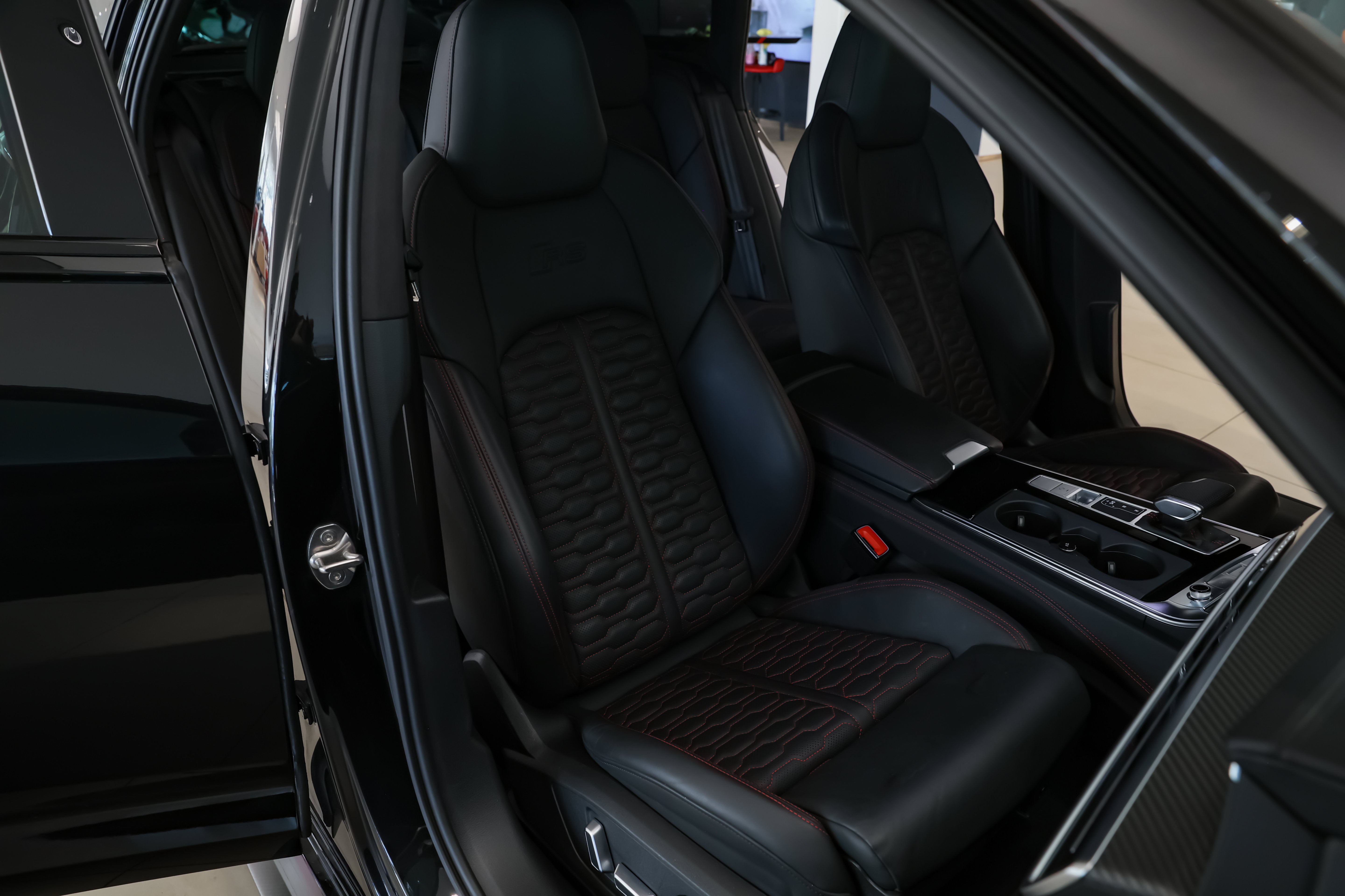 Used 2024 Mythos Black Metallic Audi performance image 19