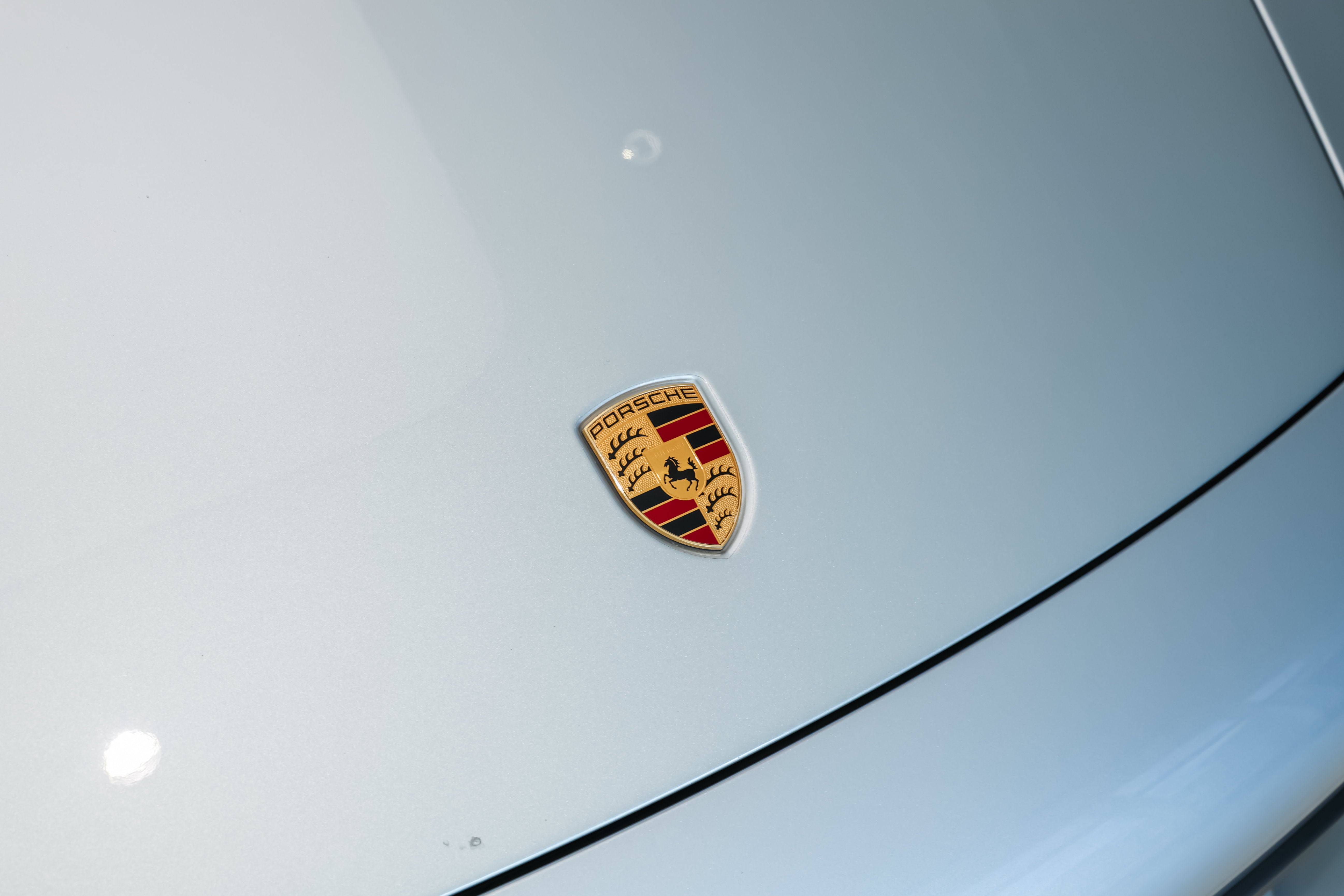 Used 2022 Dolomite Silver Metallic Porsche Carrera 4 image 34