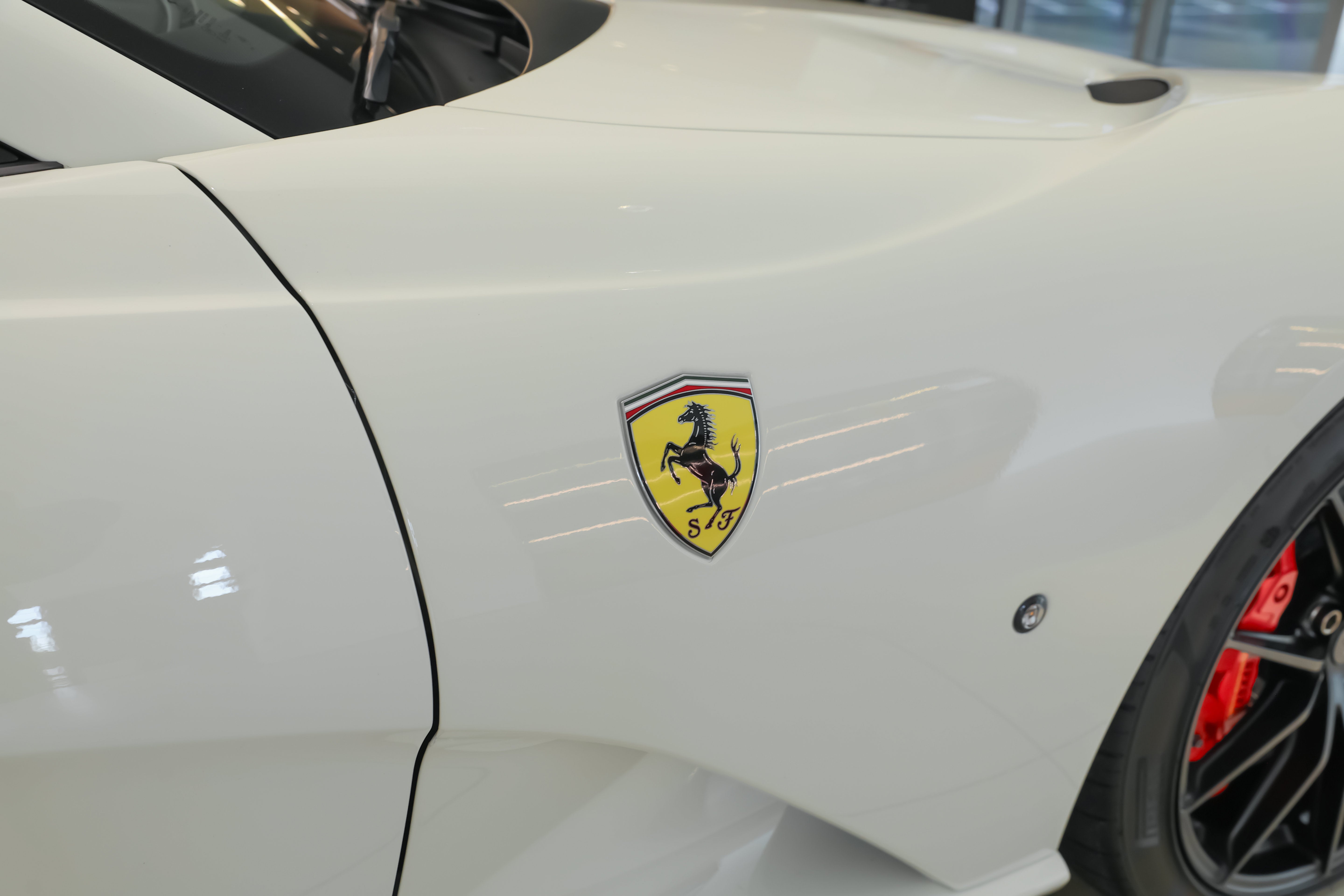 Used 2021 Bianco Avus Ferrari  image 12