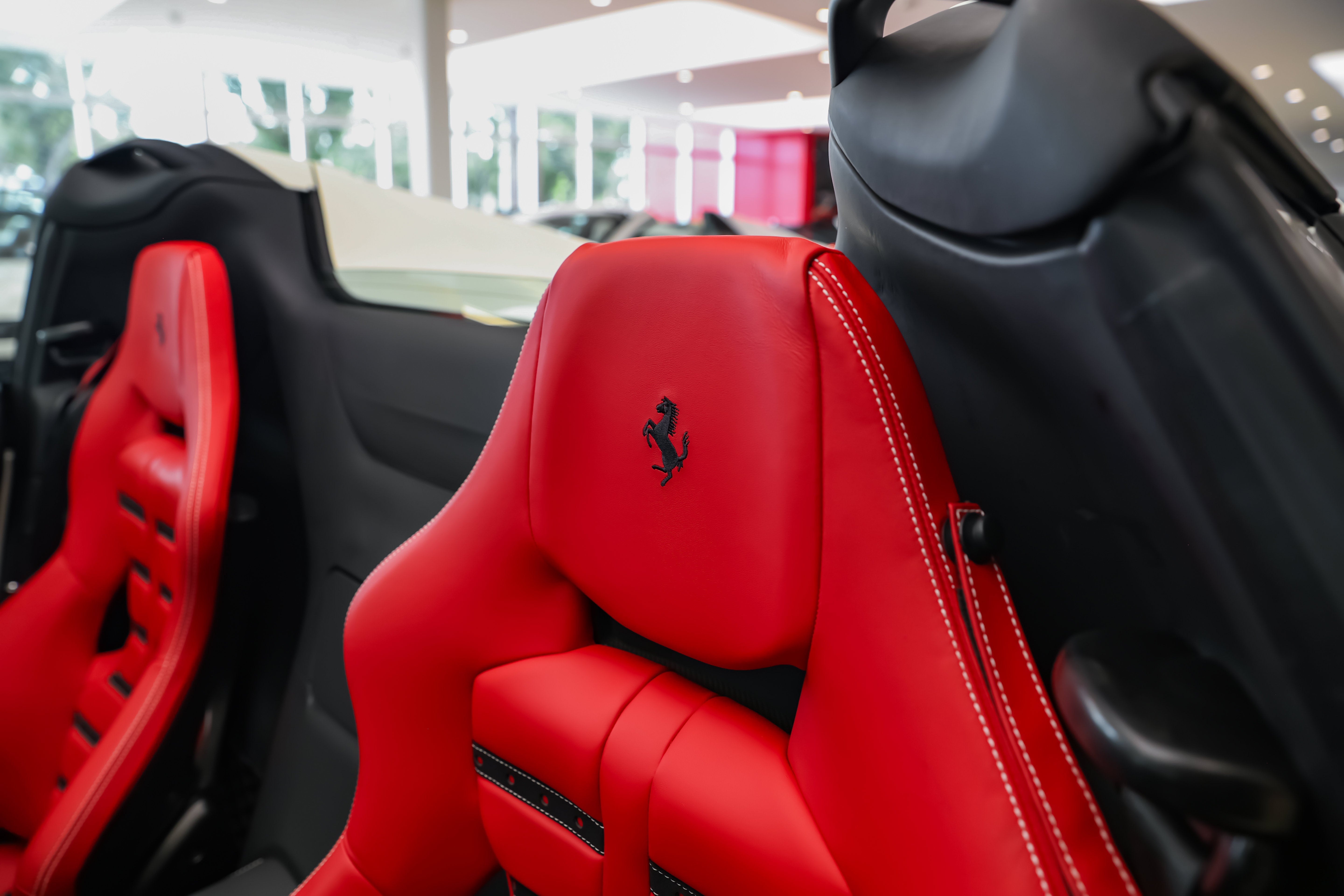 Used 2021 Bianco Avus Ferrari  image 29