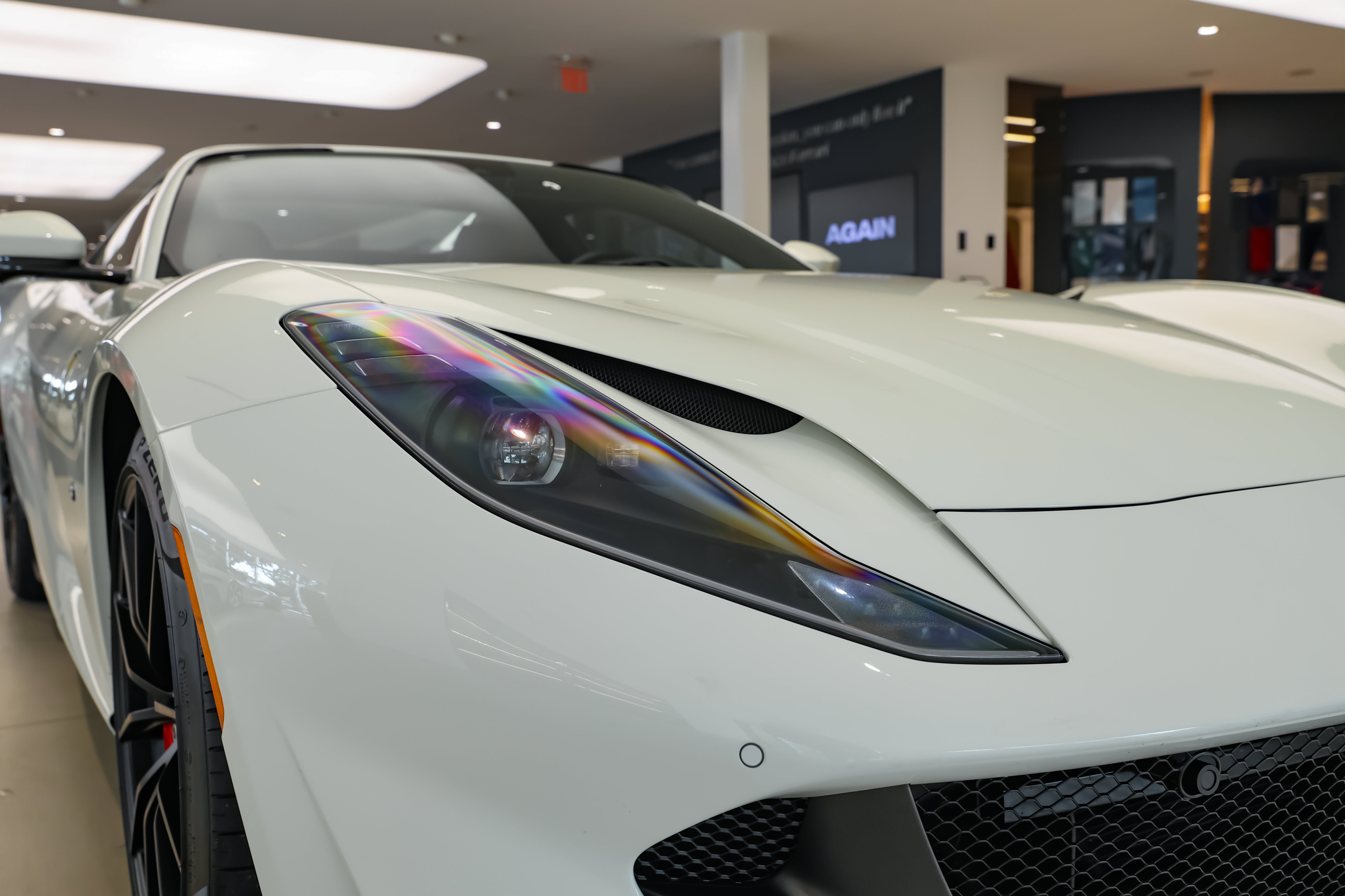 Used 2021 Bianco Avus Ferrari  image 32