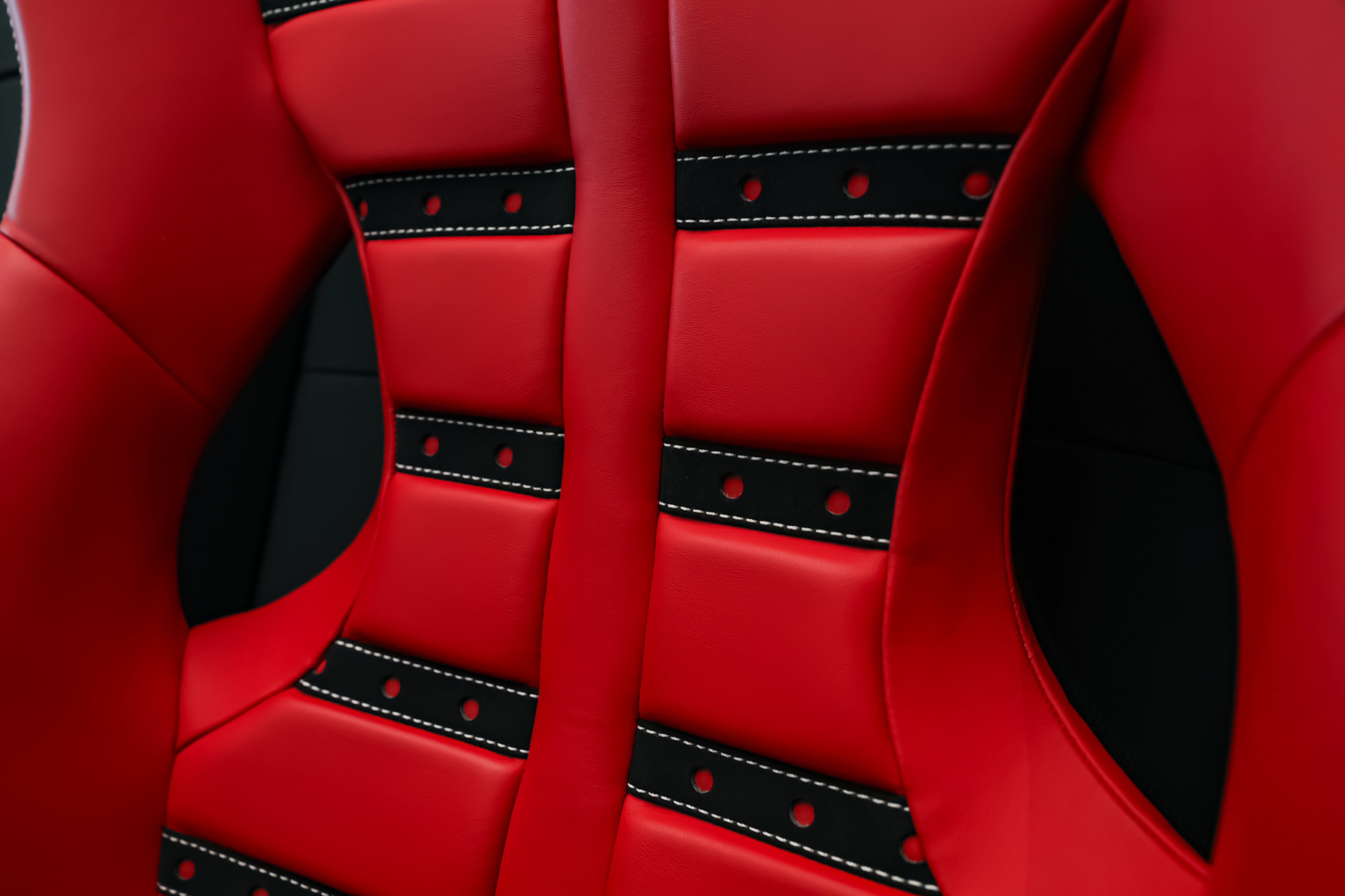 Used 2021 Bianco Avus Ferrari  image 37