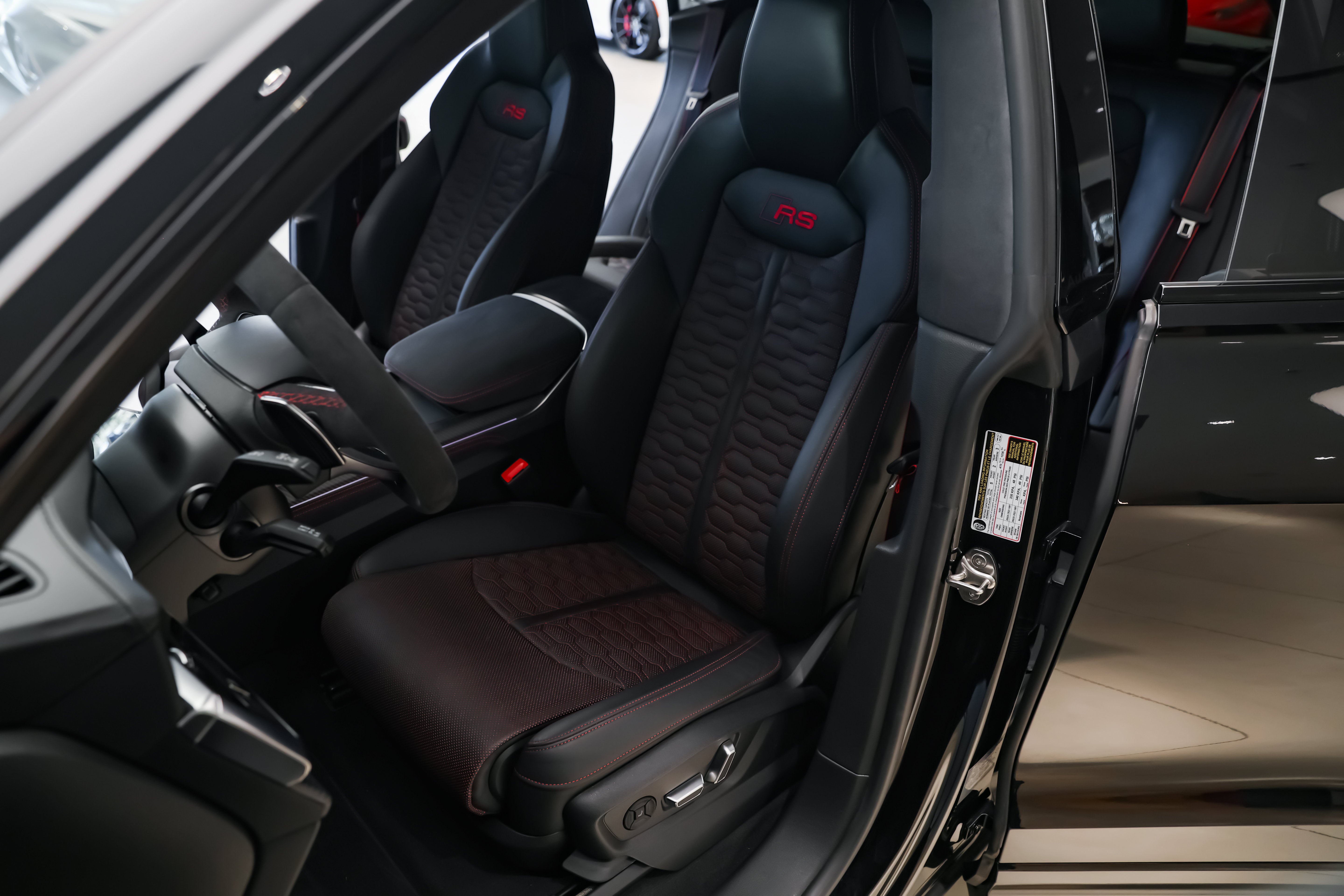 2026 Audi RS Q8 Base - Photo 10