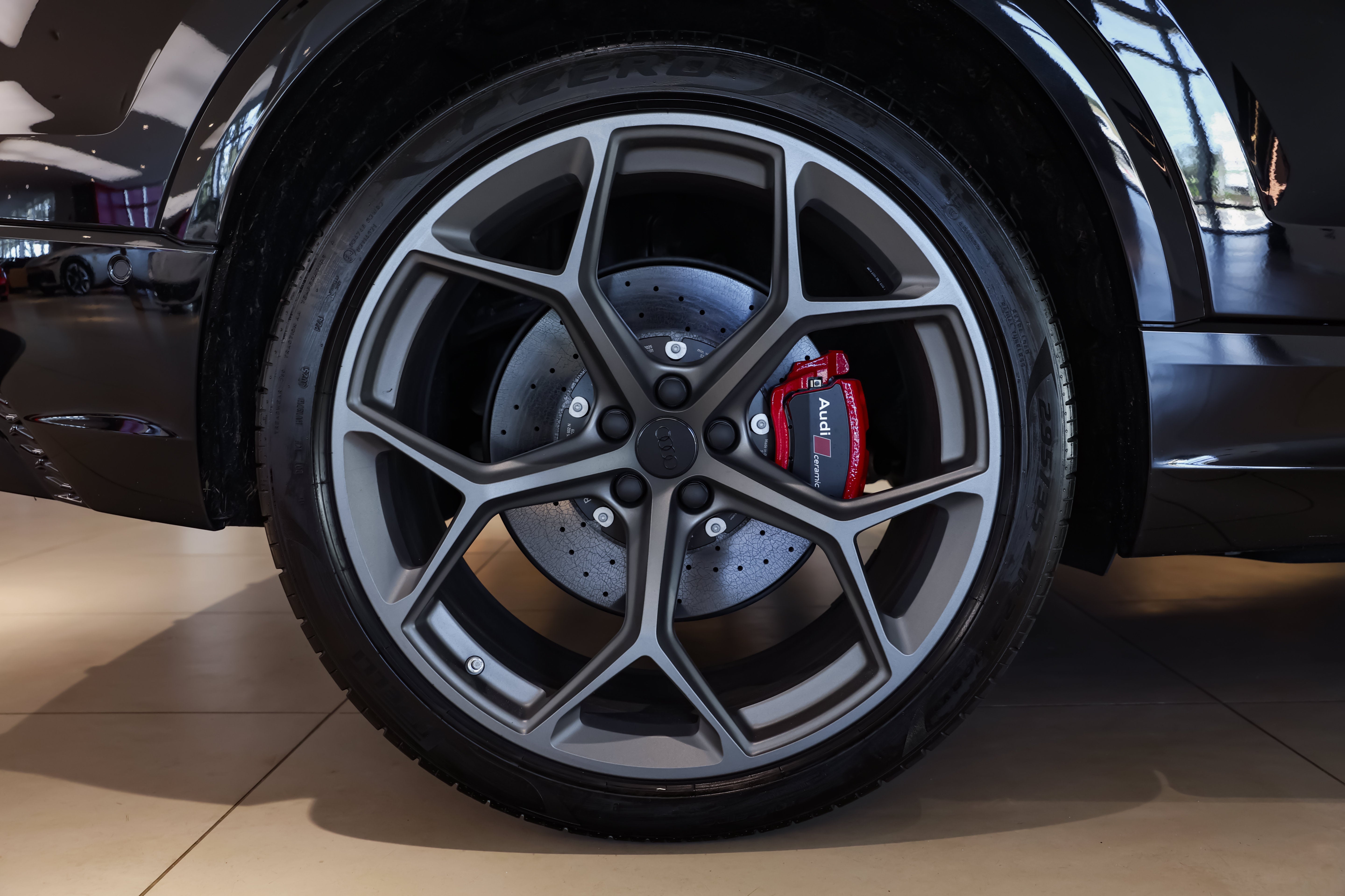 2026 Audi RS Q8 Base - Photo 12
