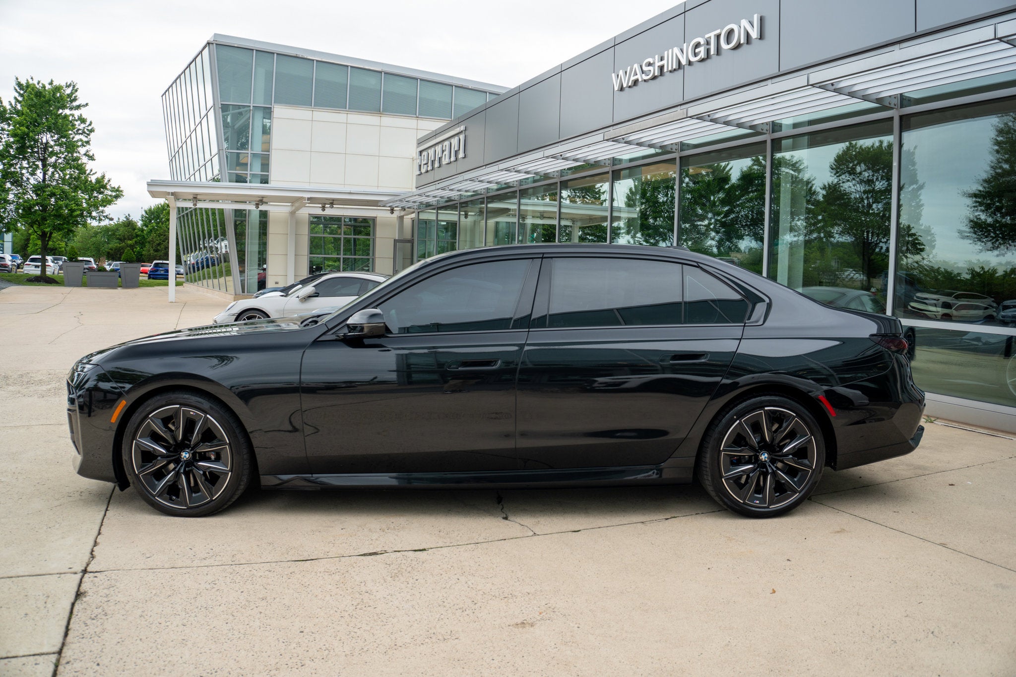 760i xDrive Sedan