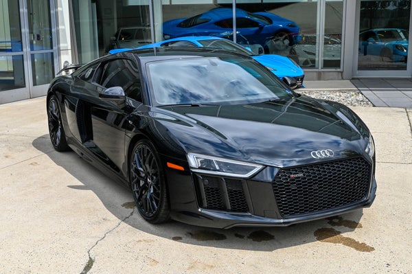 Pre-Owned Inventory 12 V10 plus quattro