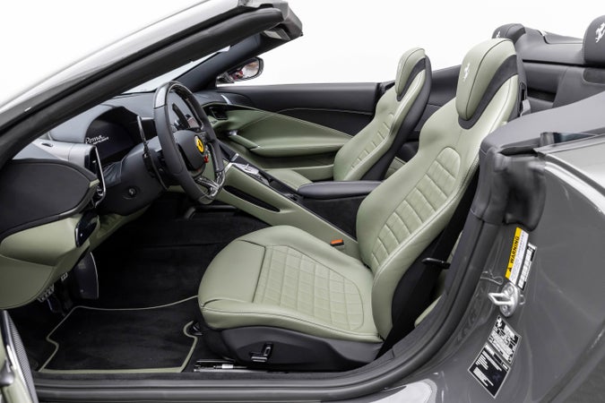 Ferrari Roma Spider