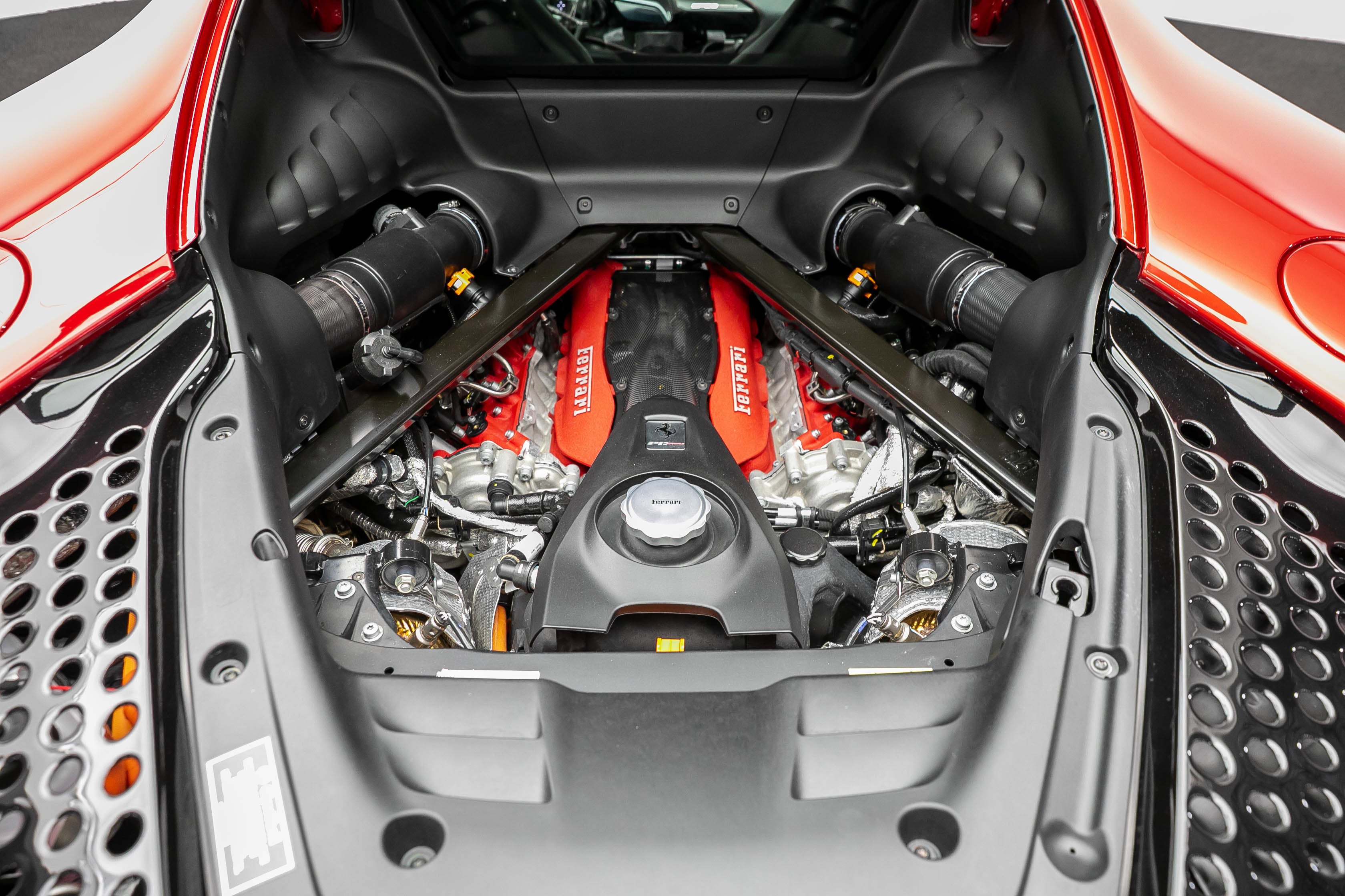 Ferrari-SF90-Stradale-ZFF95NLA1R0300378 - Ferrari of Washington