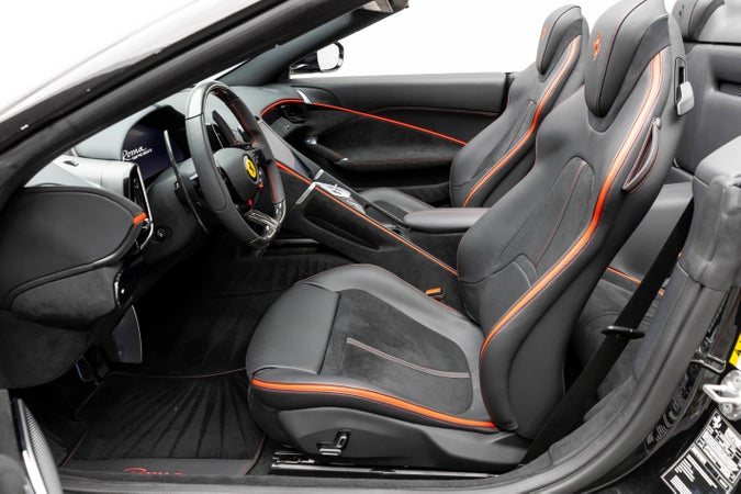 Ferrari Roma Spider