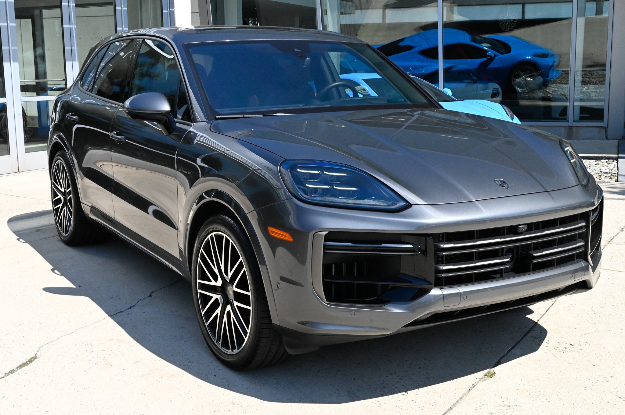 Turbo E-Hybrid AWD