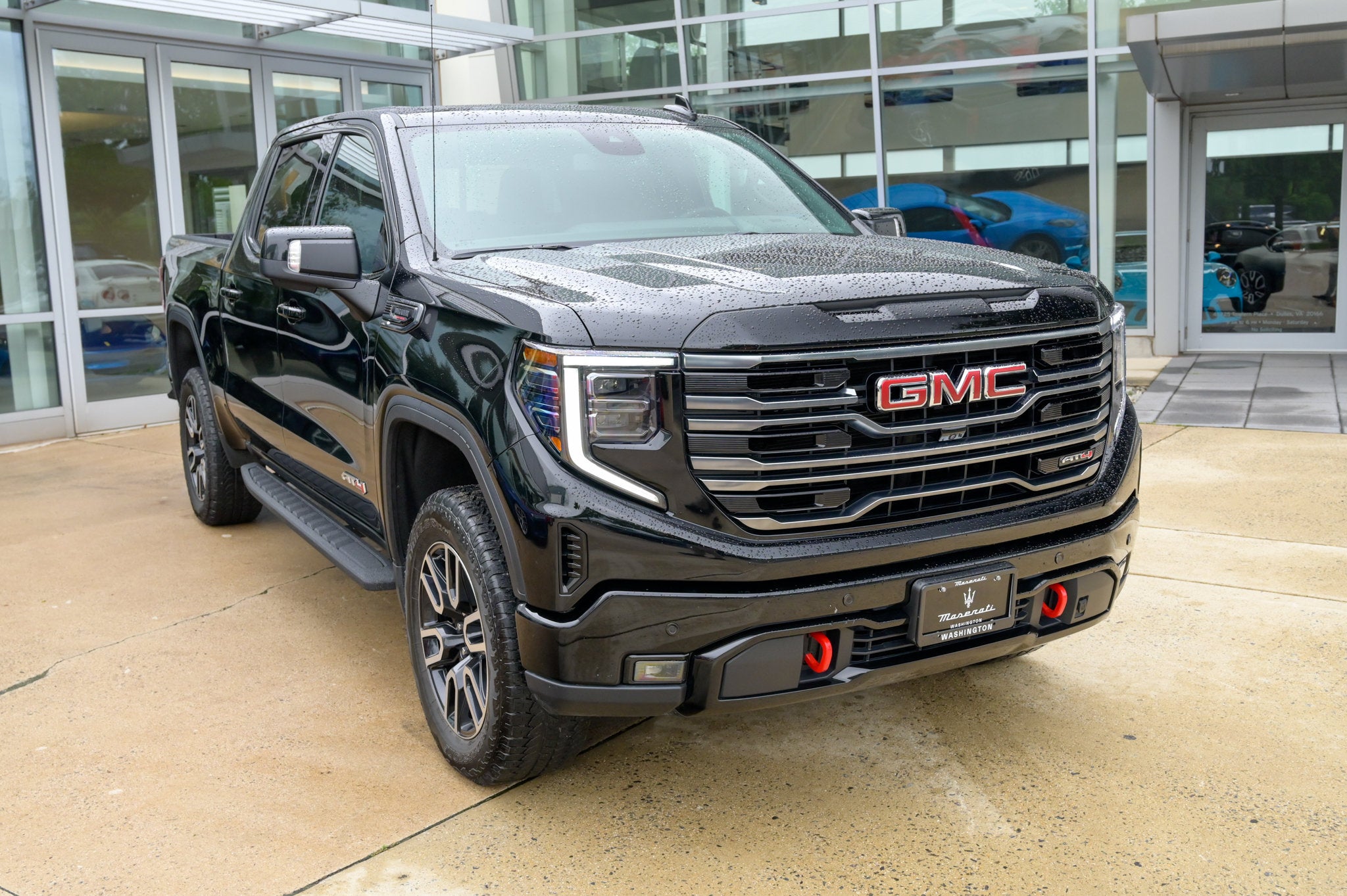 4WD Crew Cab 147" AT4