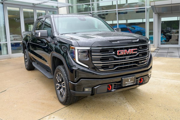 Pre-Owned Inventory 32 4WD Crew Cab 147" AT4