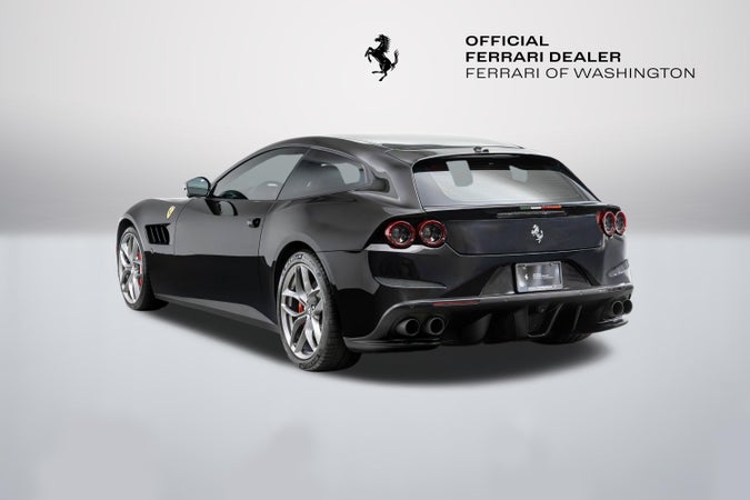 Ferrari GTC4Lusso T