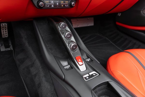Ferrari 812 GTS