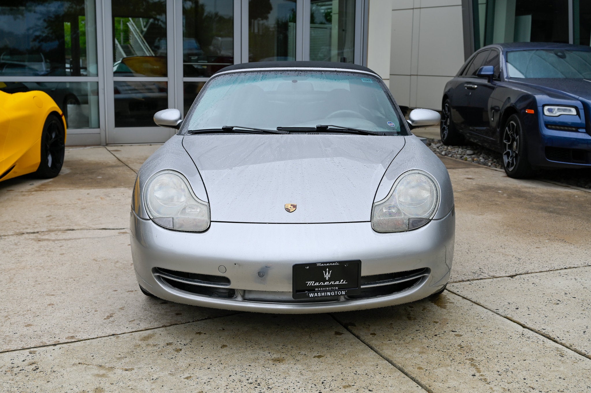 2dr Carrera Cabriolet 6-Spd Manual