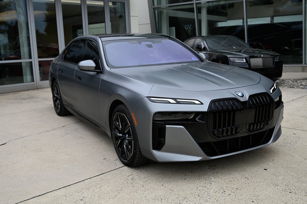 760i xDrive Sedan