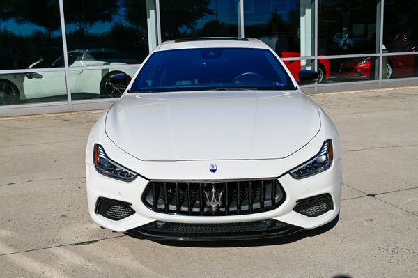 Modena Ultima Q4 AWD
