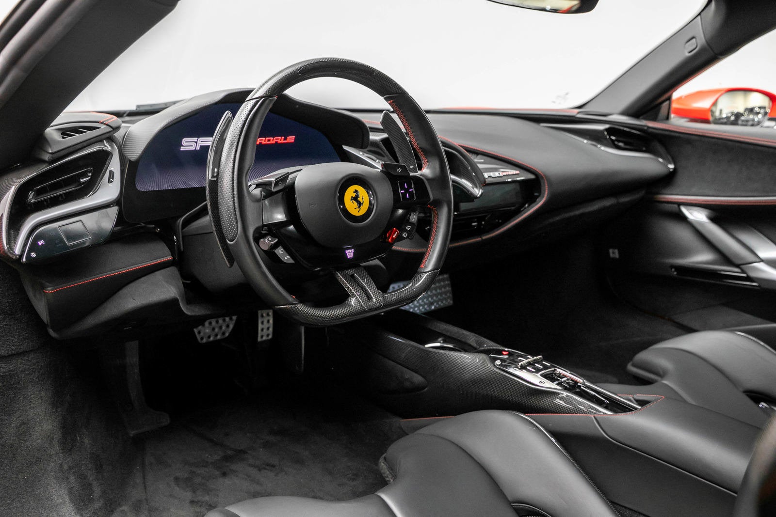 2022 Ferrari SF90 Base