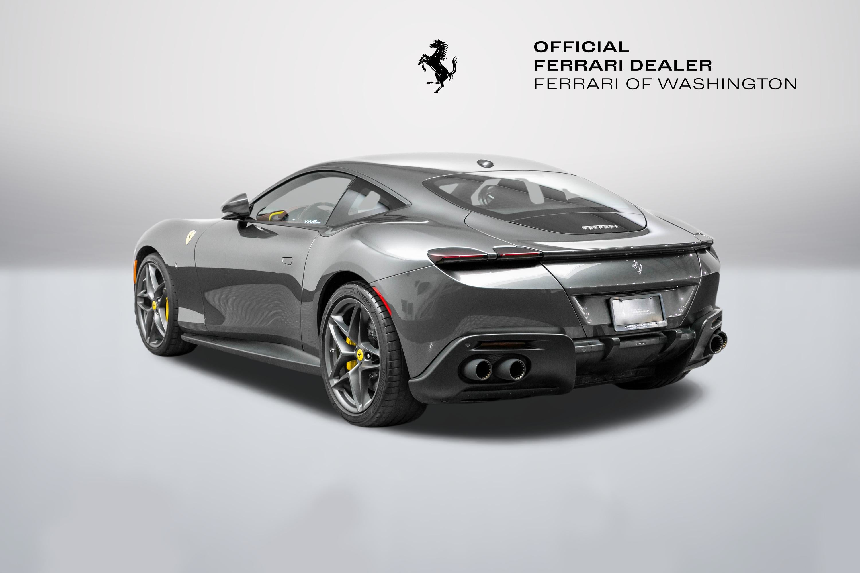 2022 Ferrari Roma Base