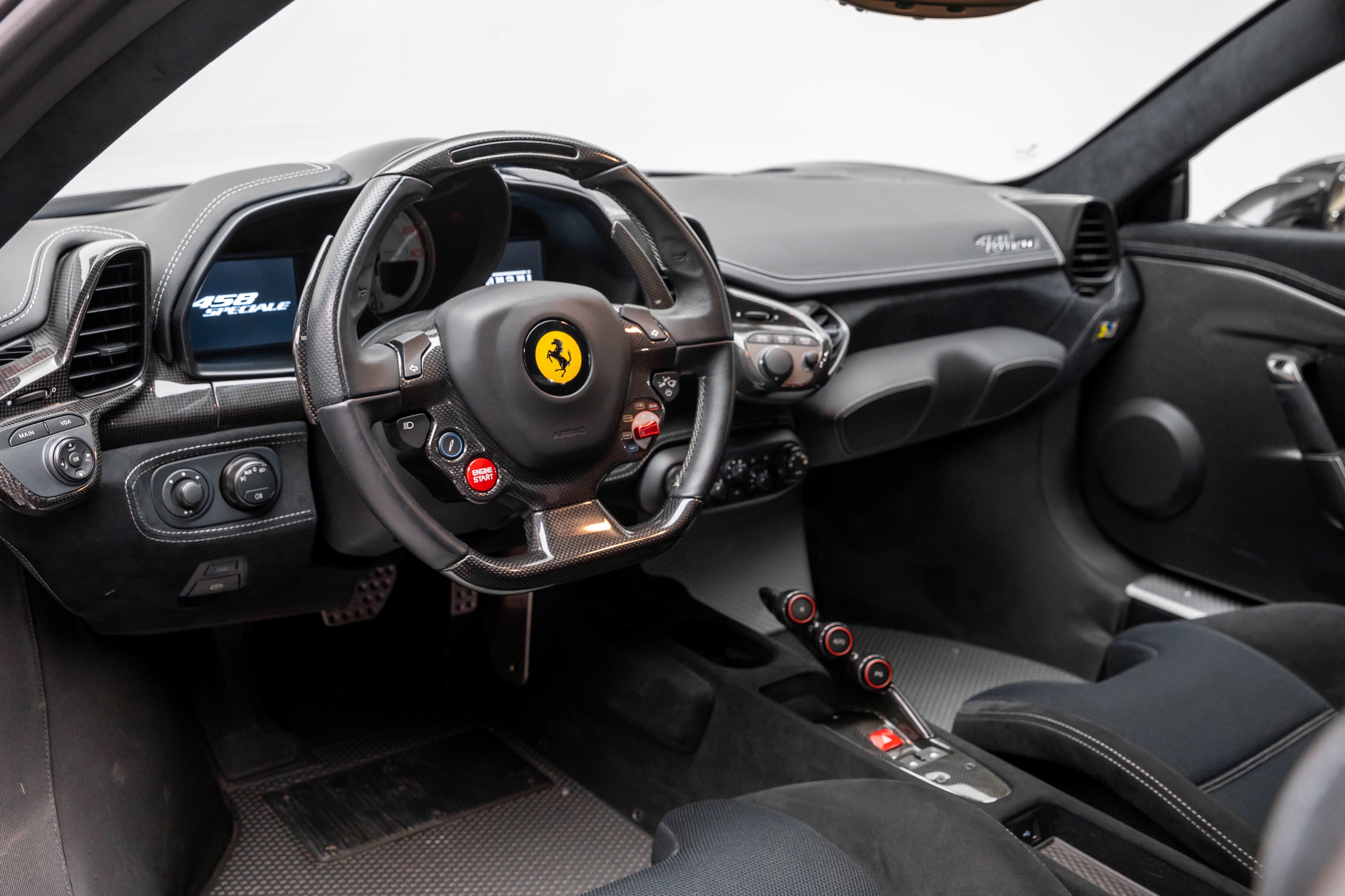 2014 Ferrari 458 Speciale Base