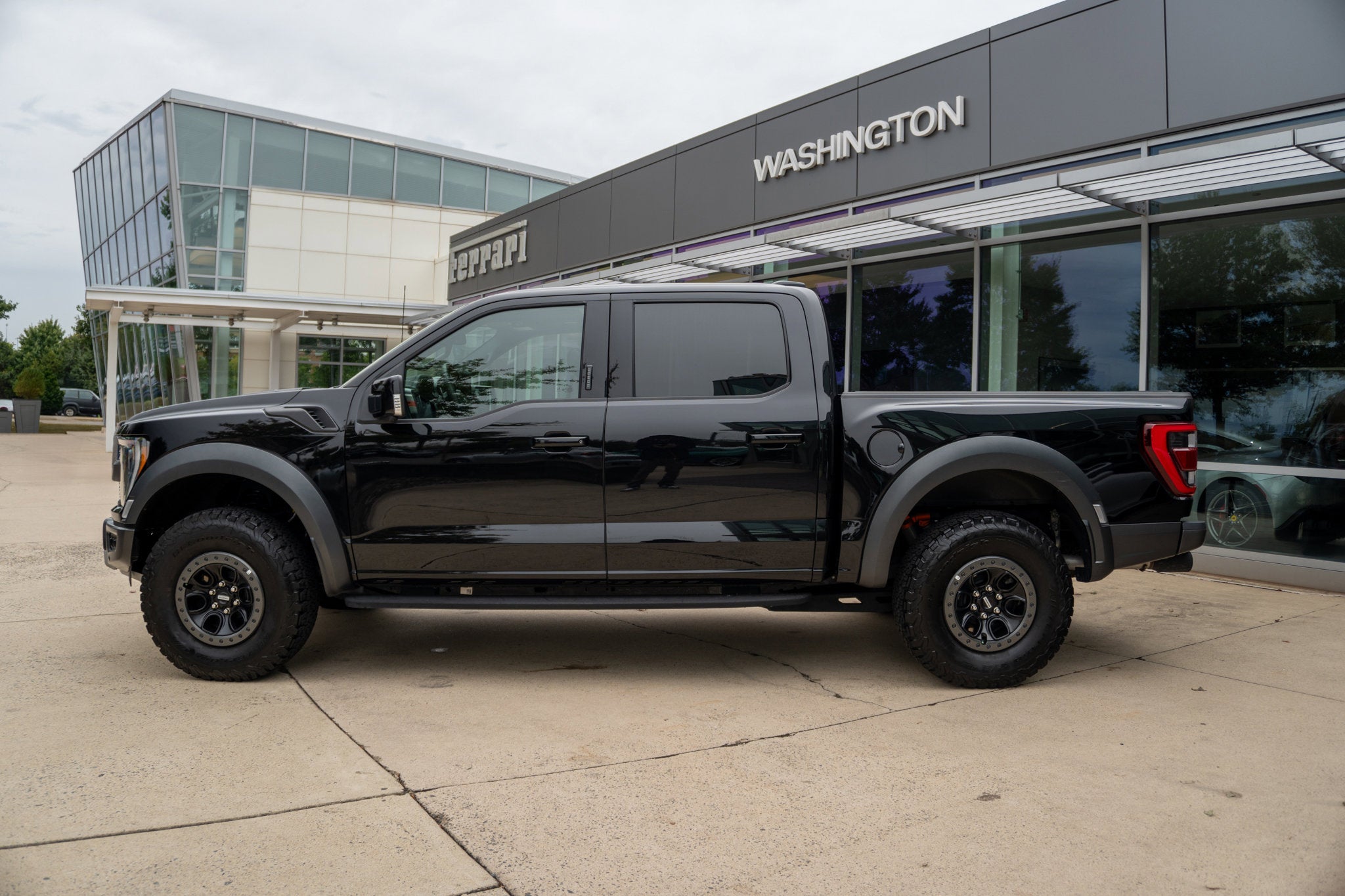 Raptor 4WD SuperCrew 5.5' Box