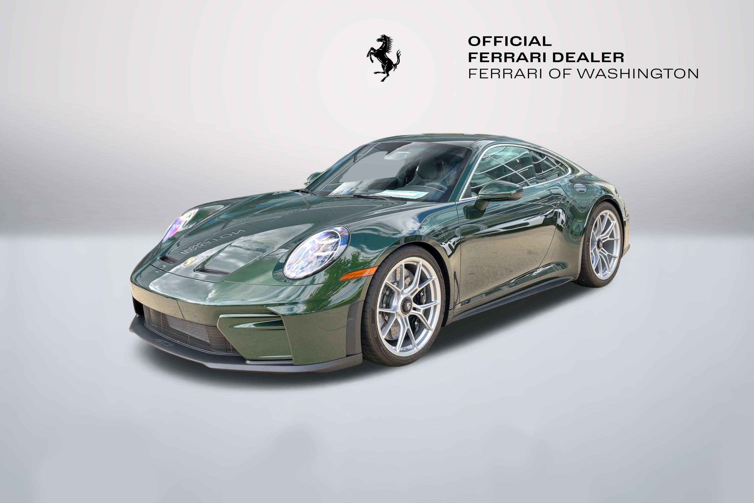 GT3 Coupe w/Touring Package