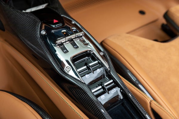 Ferrari SF90 Spider