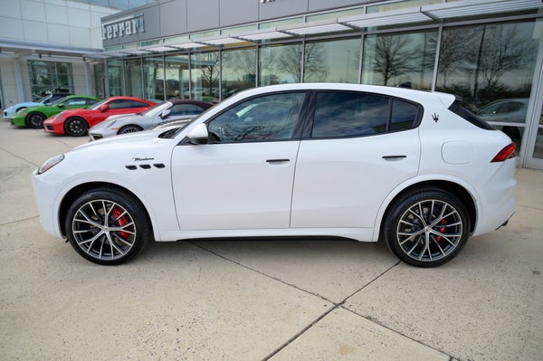 Modena AWD