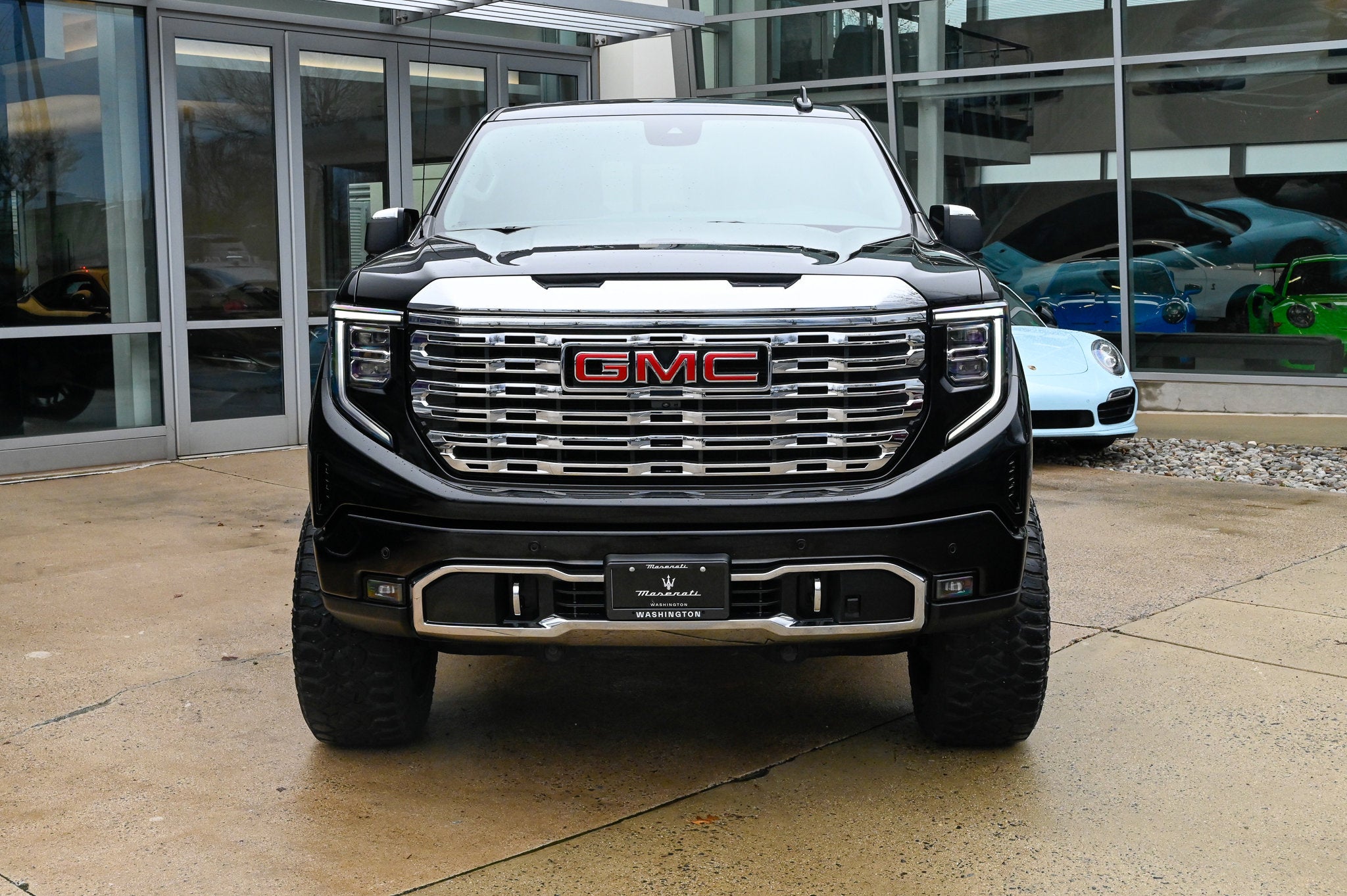 4WD Crew Cab 147" Denali