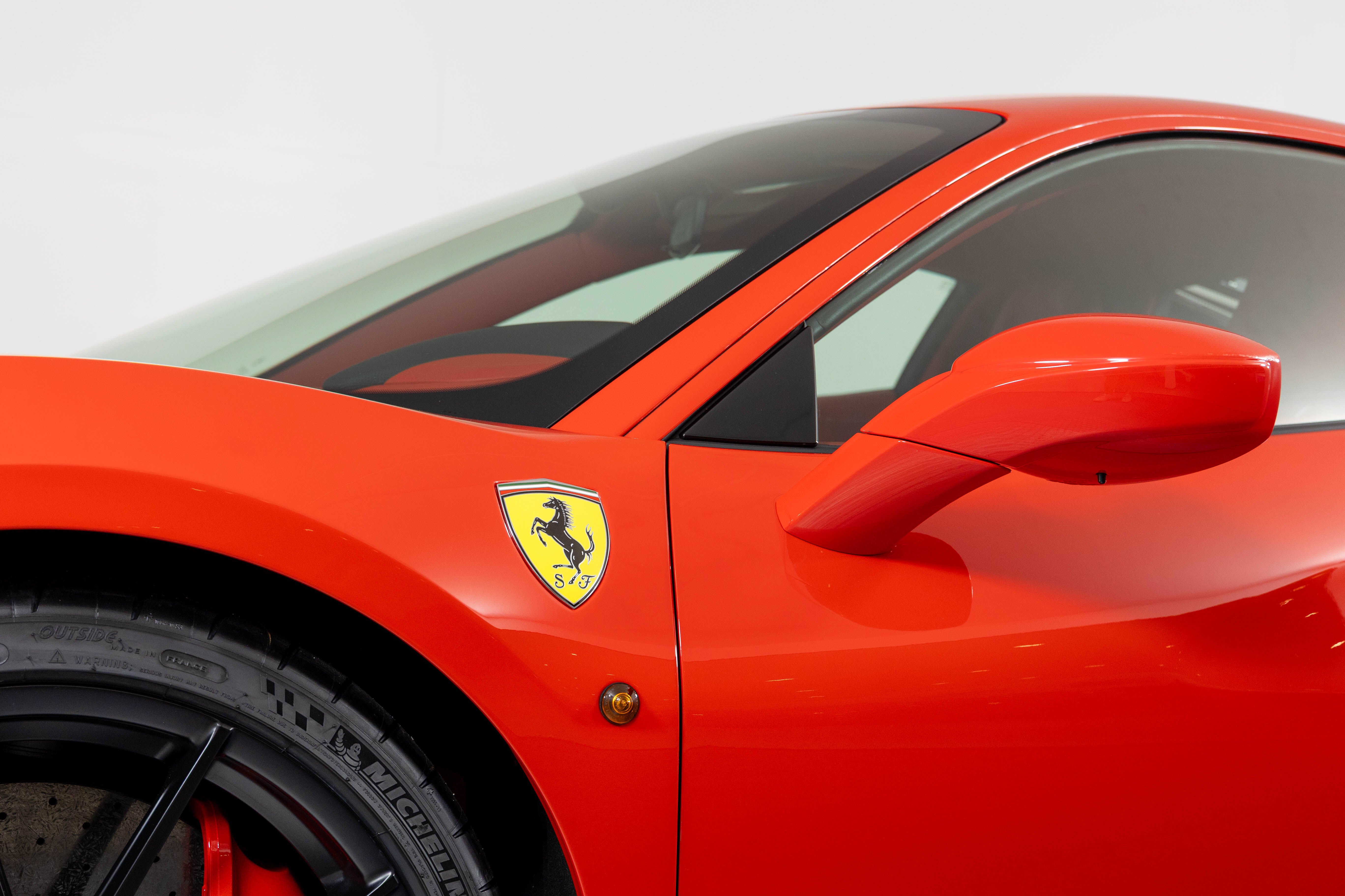 2019 Ferrari 488 Pista Base - Photo 19